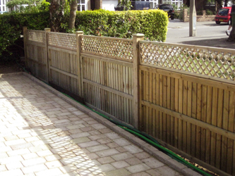 muddy boots landscaping Fencing